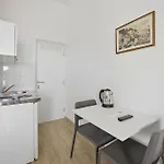 Apartment Vukadin *