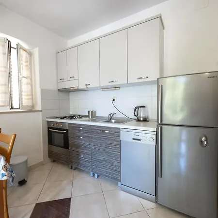 Vukadin Apartman *