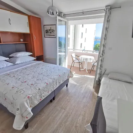 Vukadin * Μακάρσκα